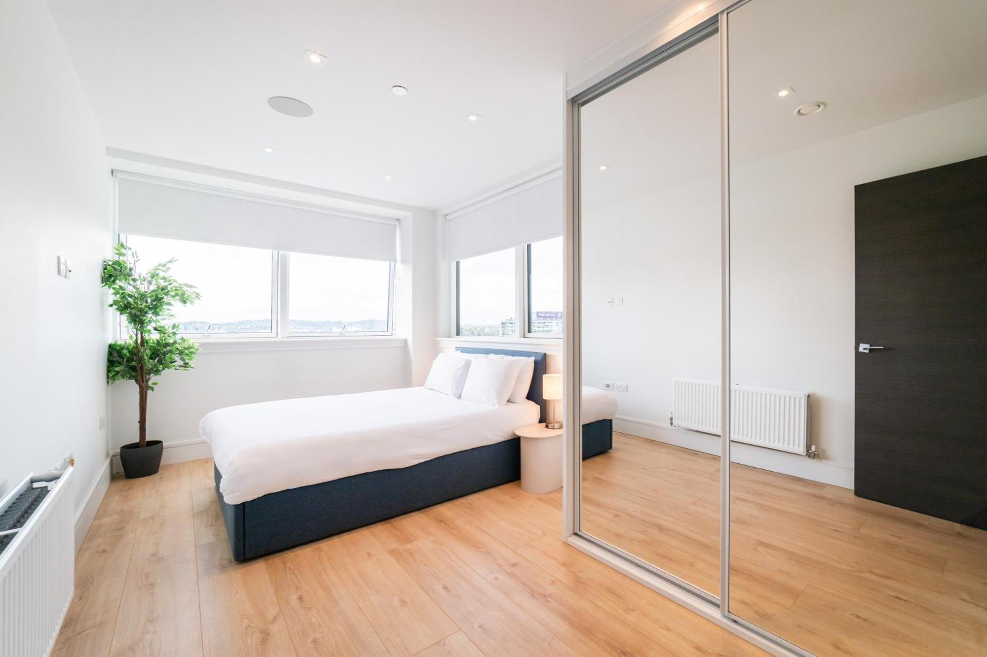 Stylish Retreats On Olympic Way Leilighet London Eksteriør bilde