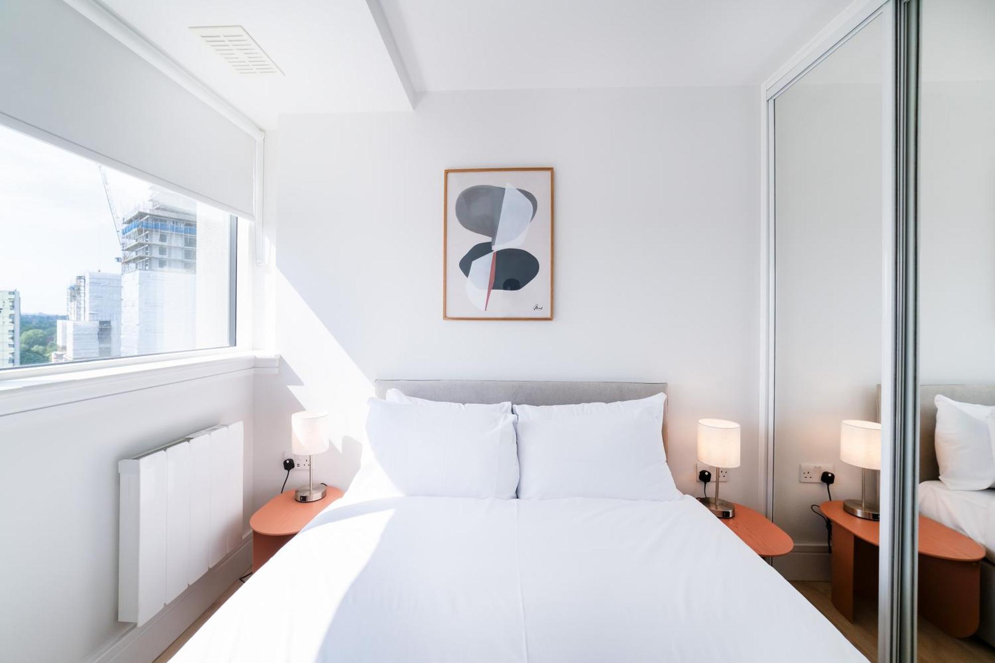 Stylish Retreats On Olympic Way Leilighet London Eksteriør bilde