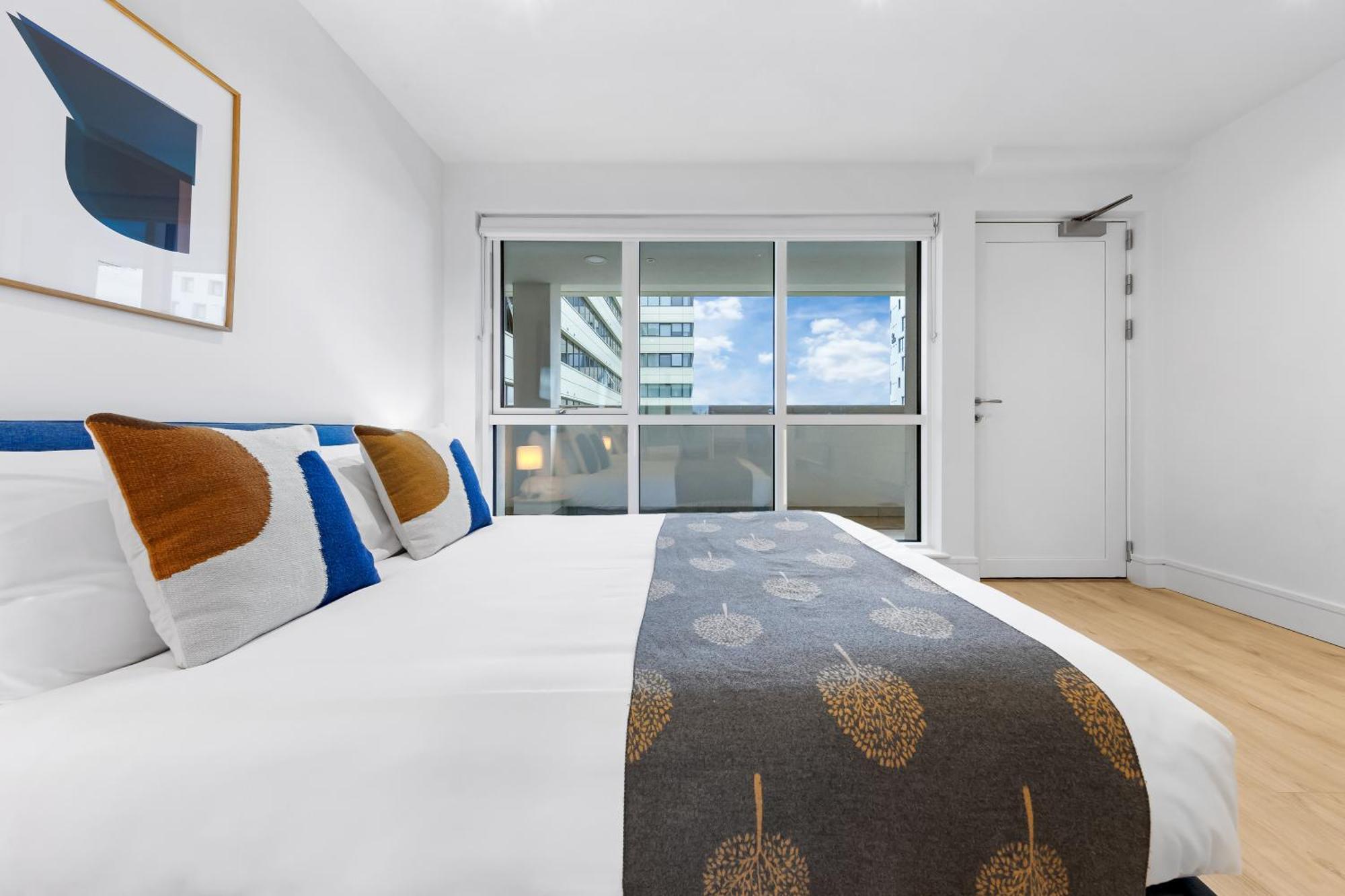Stylish Retreats On Olympic Way Leilighet London Eksteriør bilde