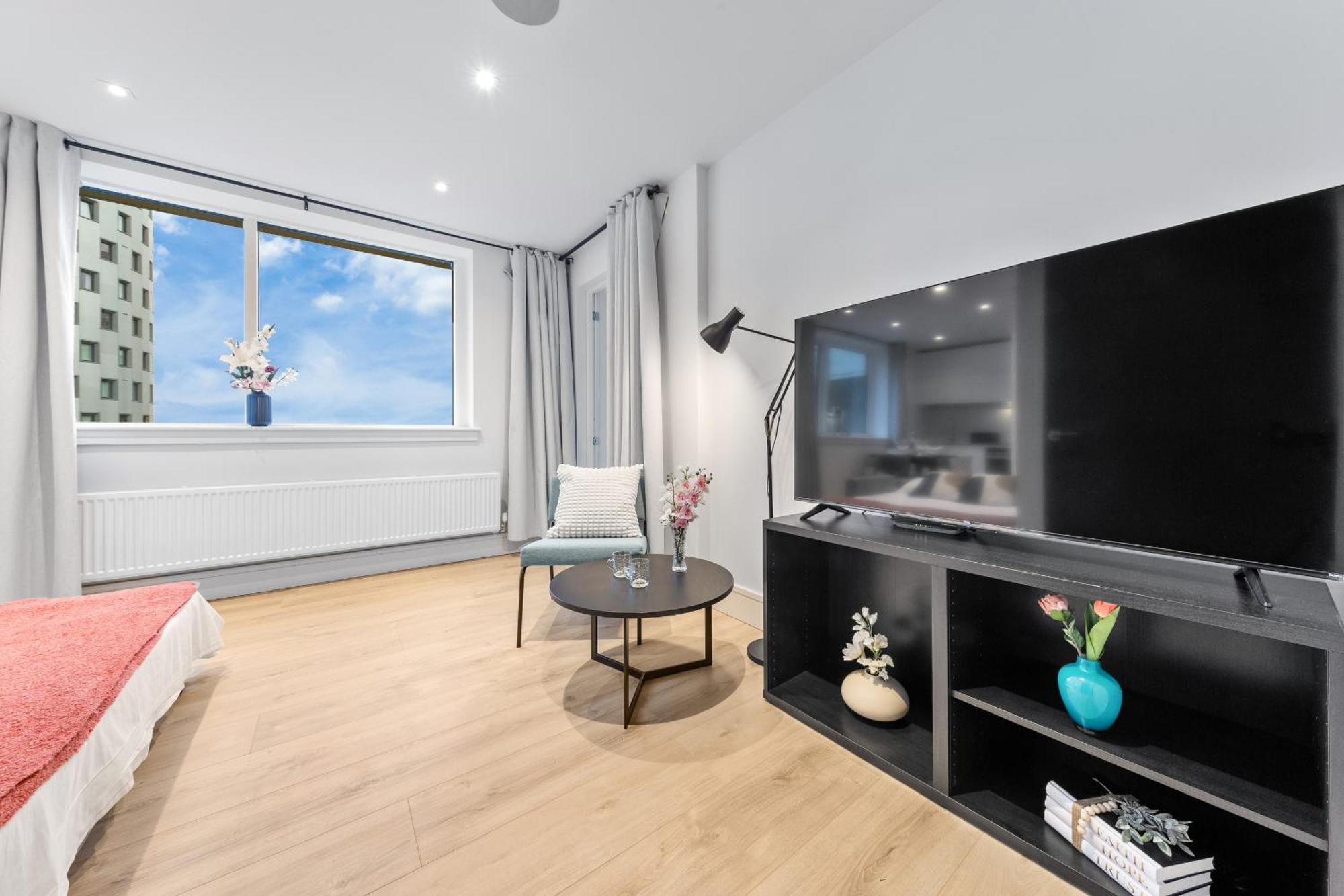 Stylish Retreats On Olympic Way Leilighet London Eksteriør bilde
