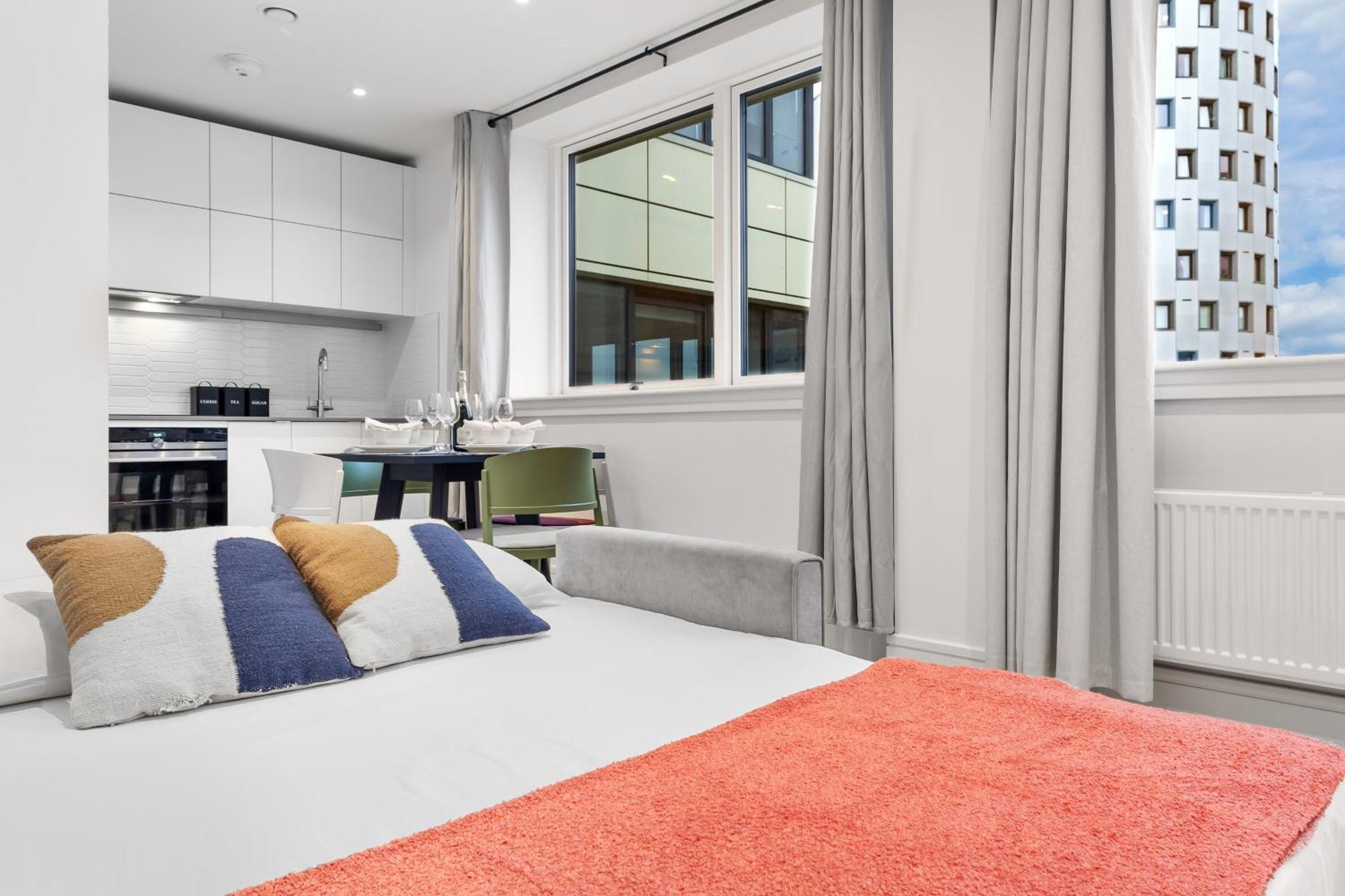 Stylish Retreats On Olympic Way Leilighet London Eksteriør bilde